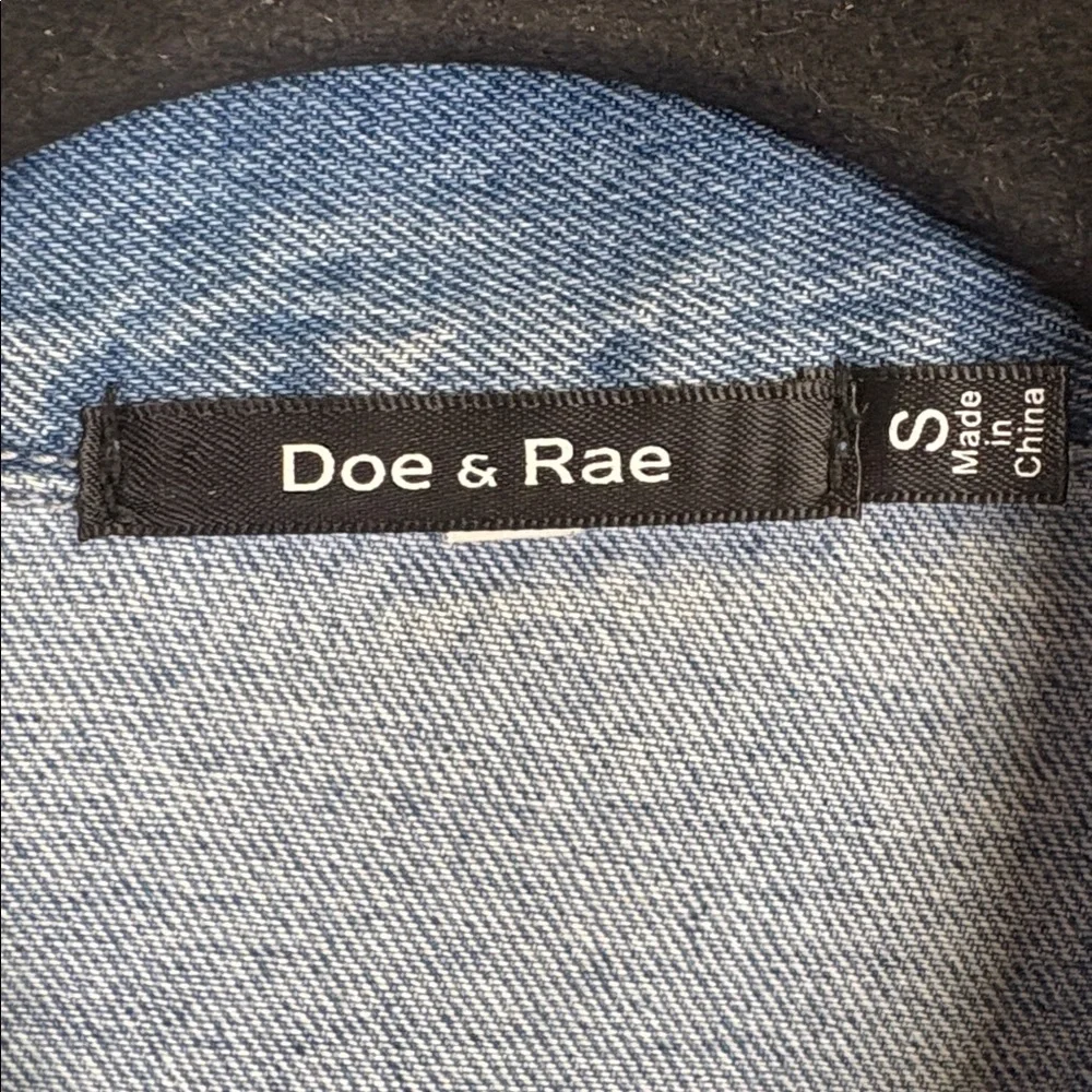Doe & Rae Blue Distressed Denim Jacket With Stripes Size Small
